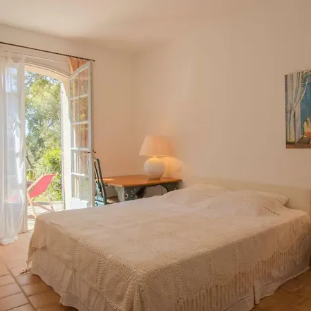 Les Bastides D'aiguebonne Willa *