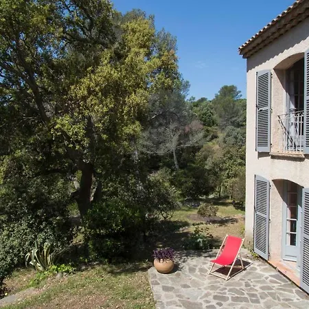 Willa Les Bastides D'aiguebonne