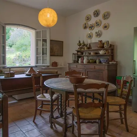 Les Bastides D'aiguebonne Willa *